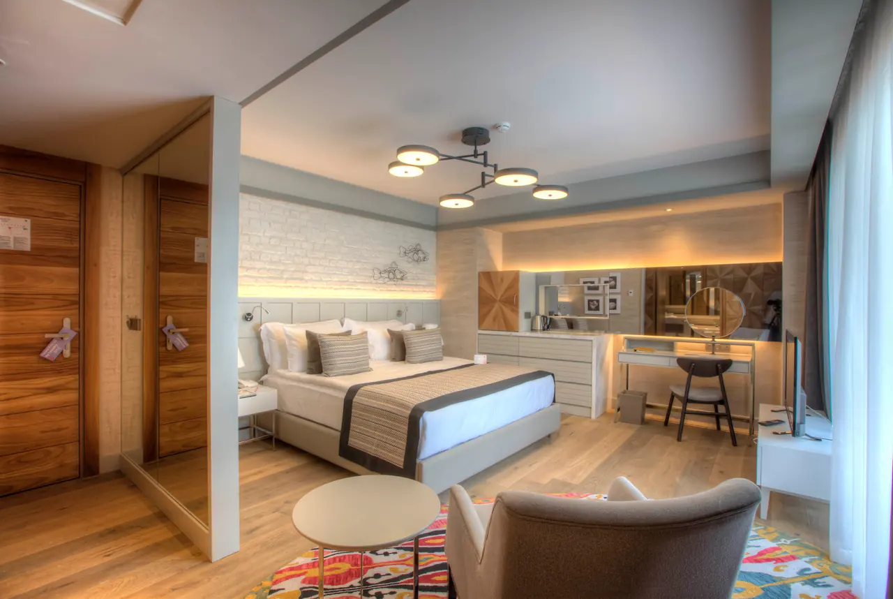 Cennet & Acanthus Barut