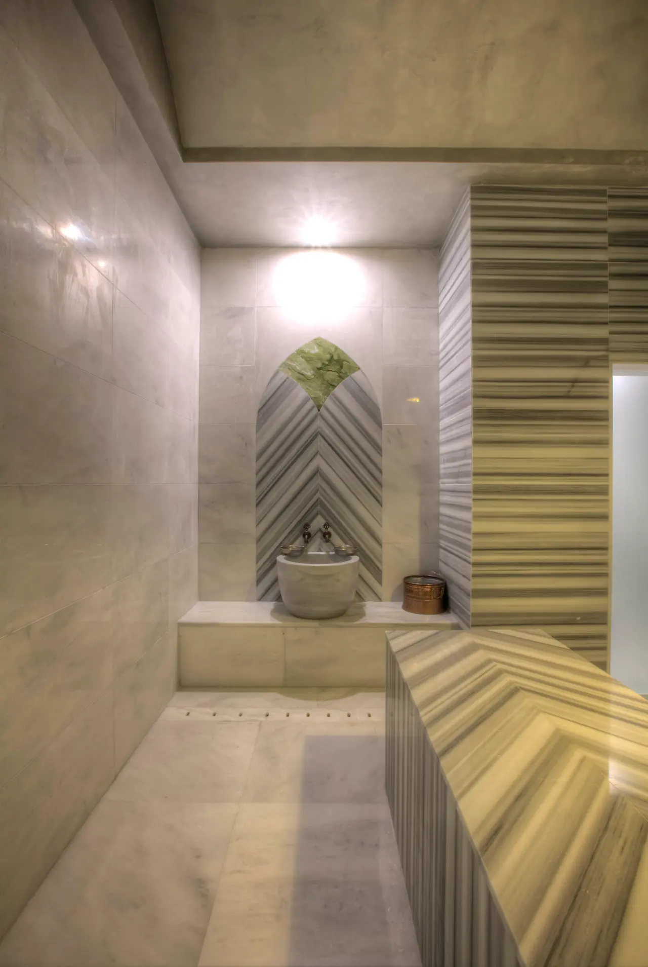 Cennet & Acanthus Barut