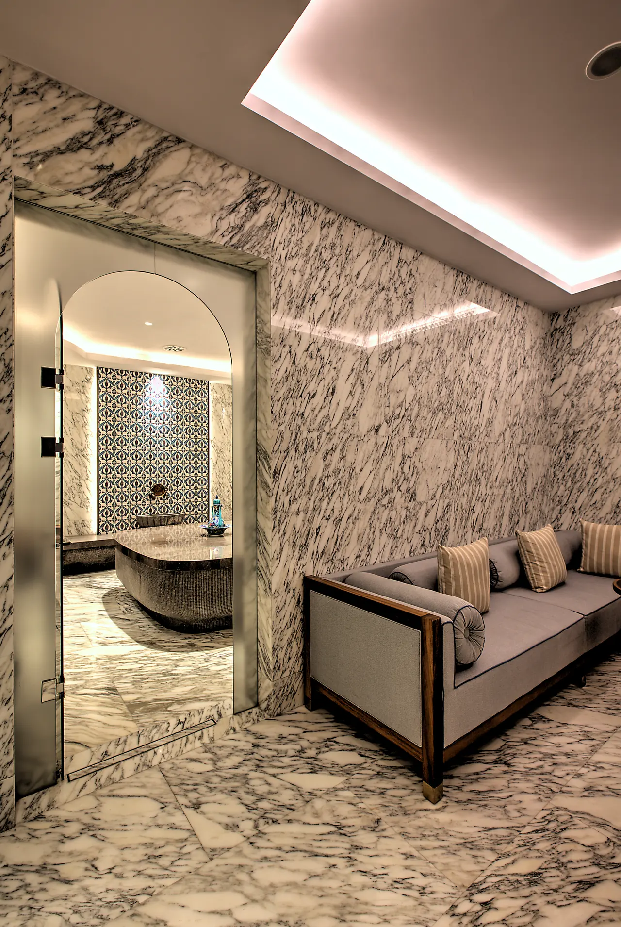 Four Seasons Hotels & Resorts