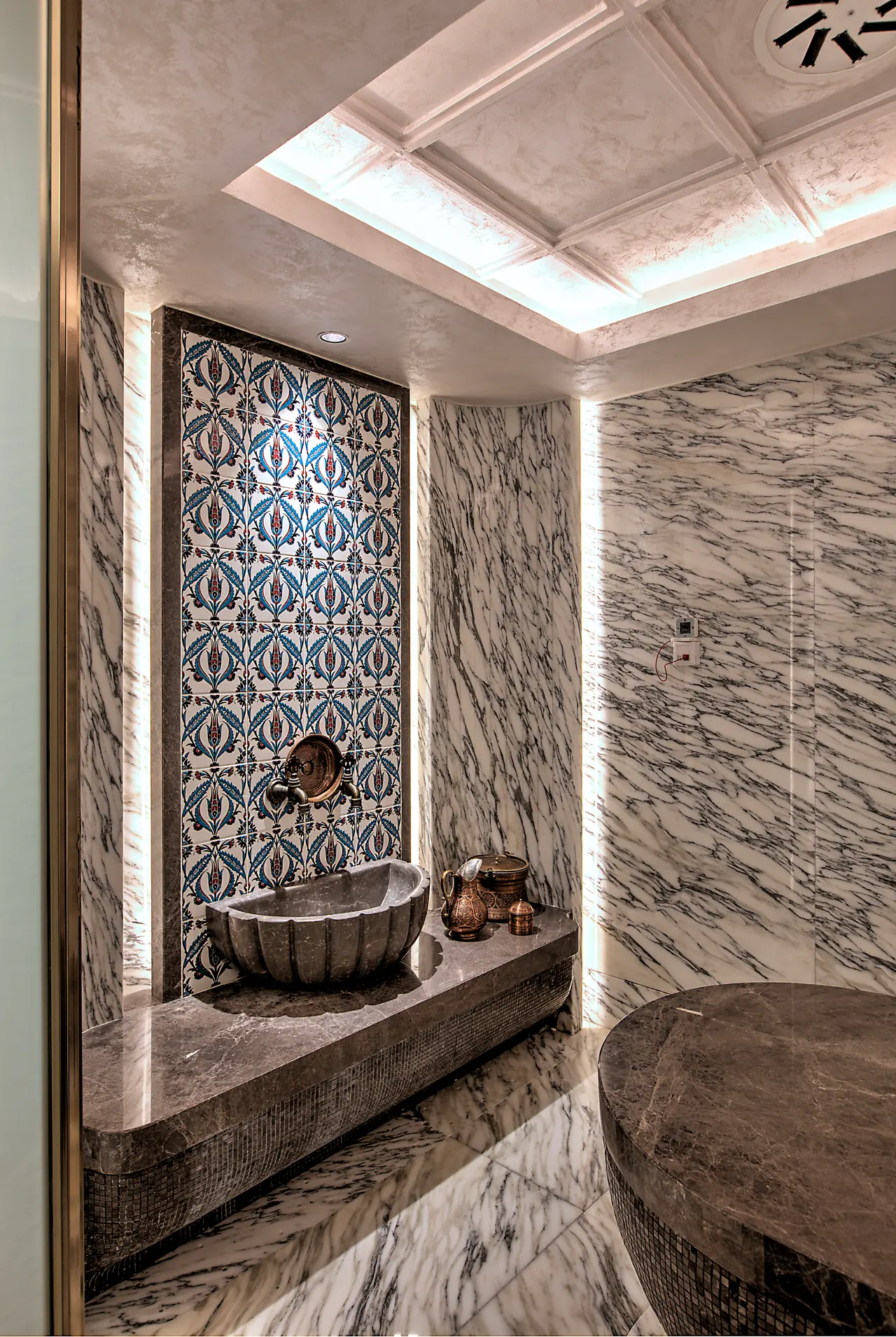 Four Seasons Hotels & Resorts