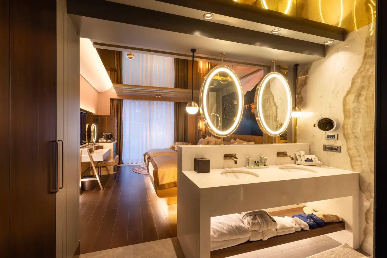 Merit Starlit Hotel Residence