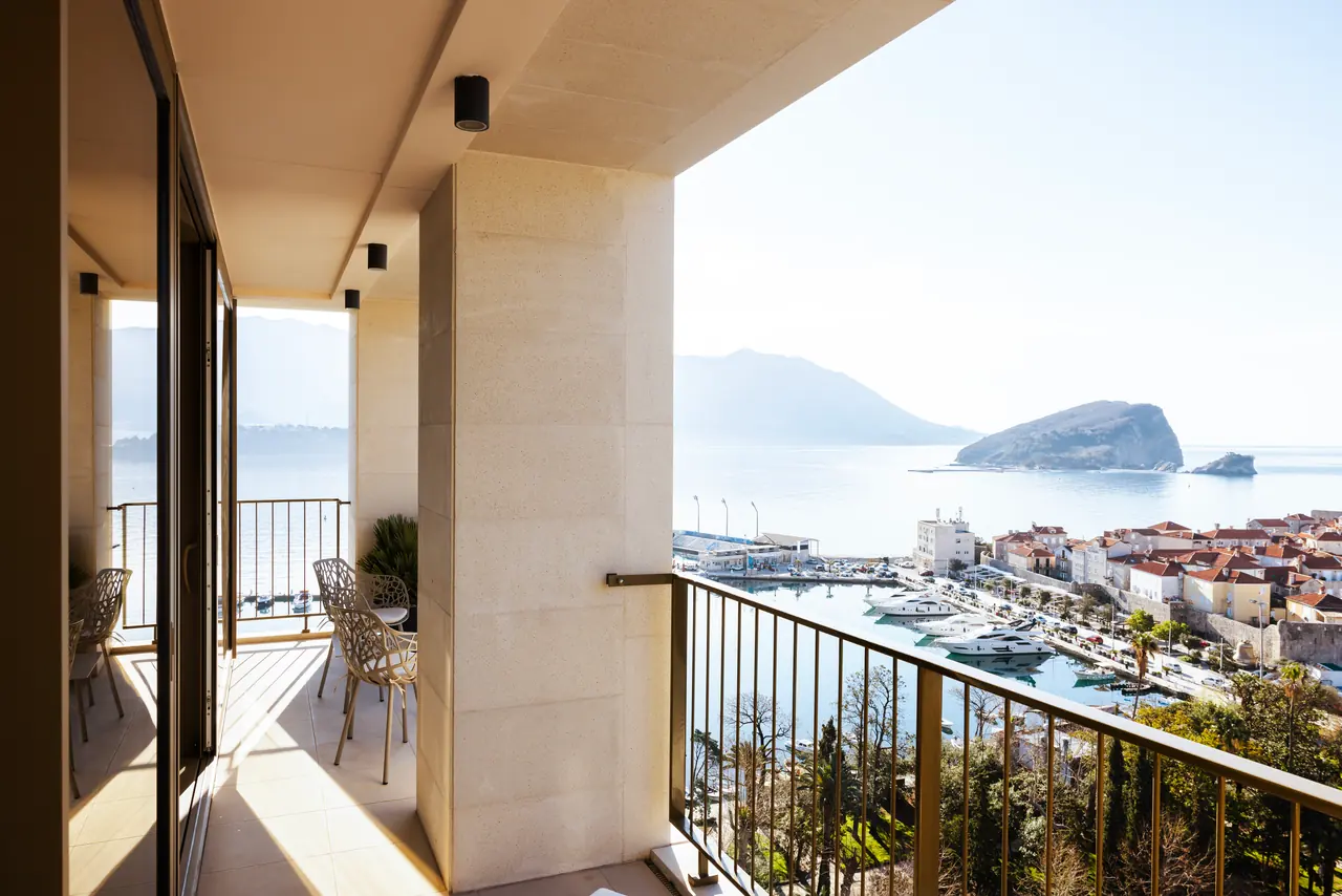 Merit Starlit Hotel Residence