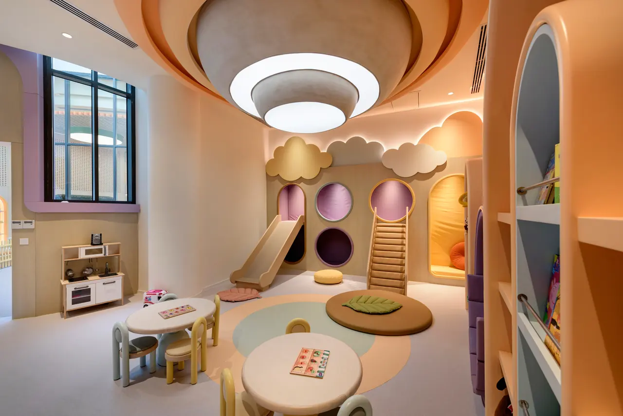 Regnum The Crown · Bamboo Kids World